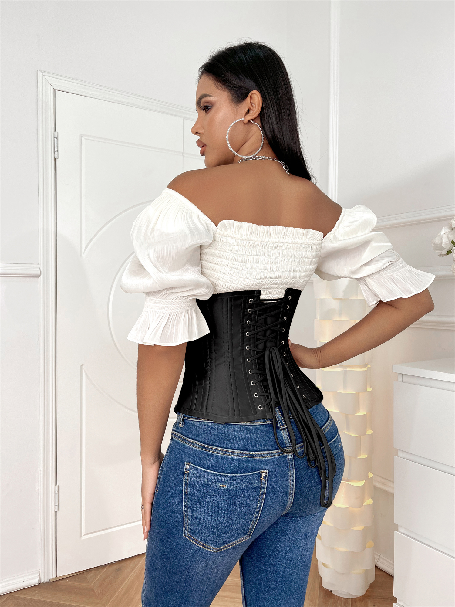 Womens Classic Steel Boned Black Corset - Waist Cincher Bustier